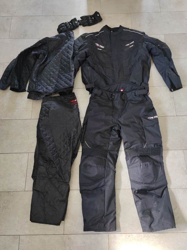Protective motorcycle leathers