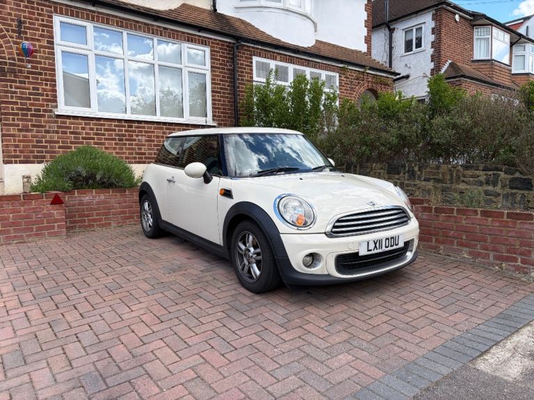 2011 MINI Hatch 1.6 One 3dr HATCHBACK - Petrol Manual - Full History – 2 Keys – For Repairs/Project