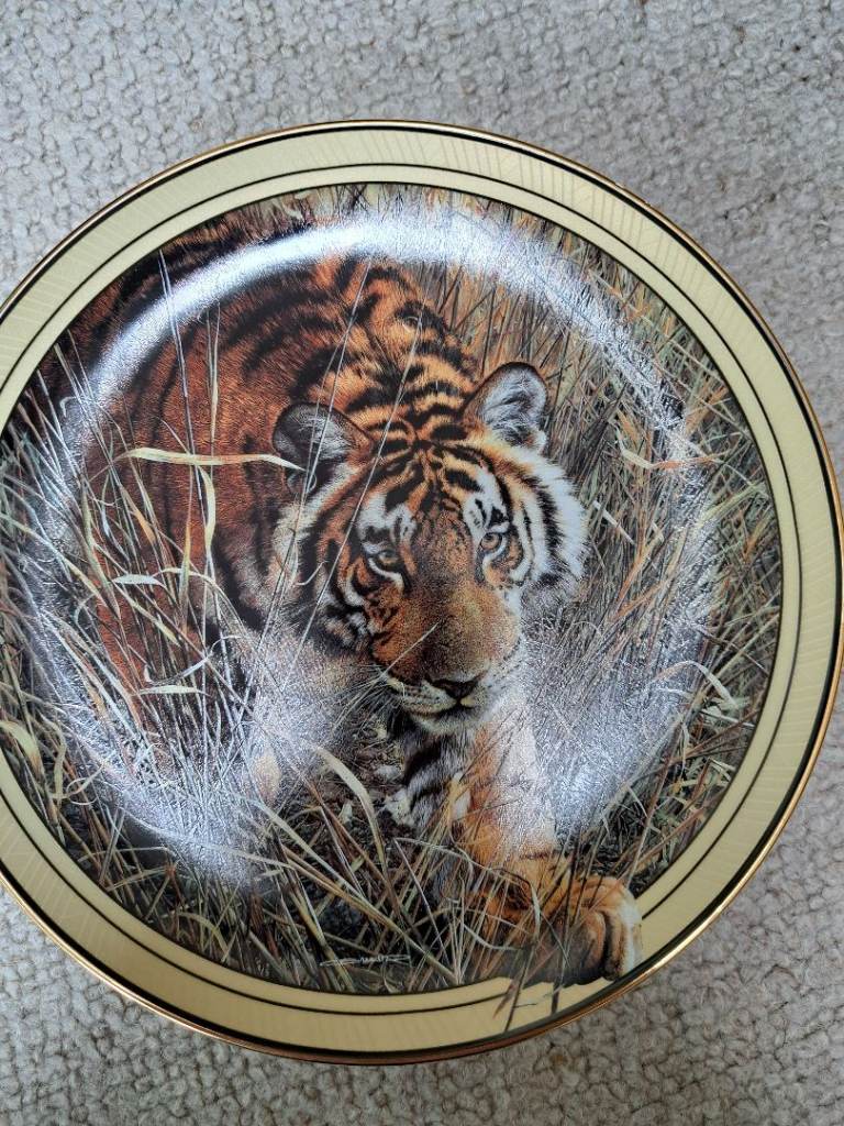Bradford Exchange Decorative Tiger Plate