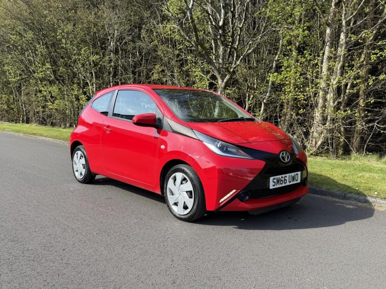 TOYOTA AYGO 1.0 VVT-i x-play 2017