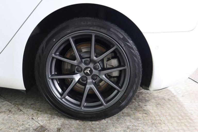 2021 Tesla Model 3 Long Range AWD 4dr Auto SALOON ELECTRIC Automatic