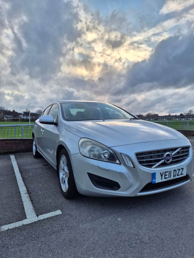 Volvo, S60, Saloon, 2011, Manual, 1560 (cc), 4 doors