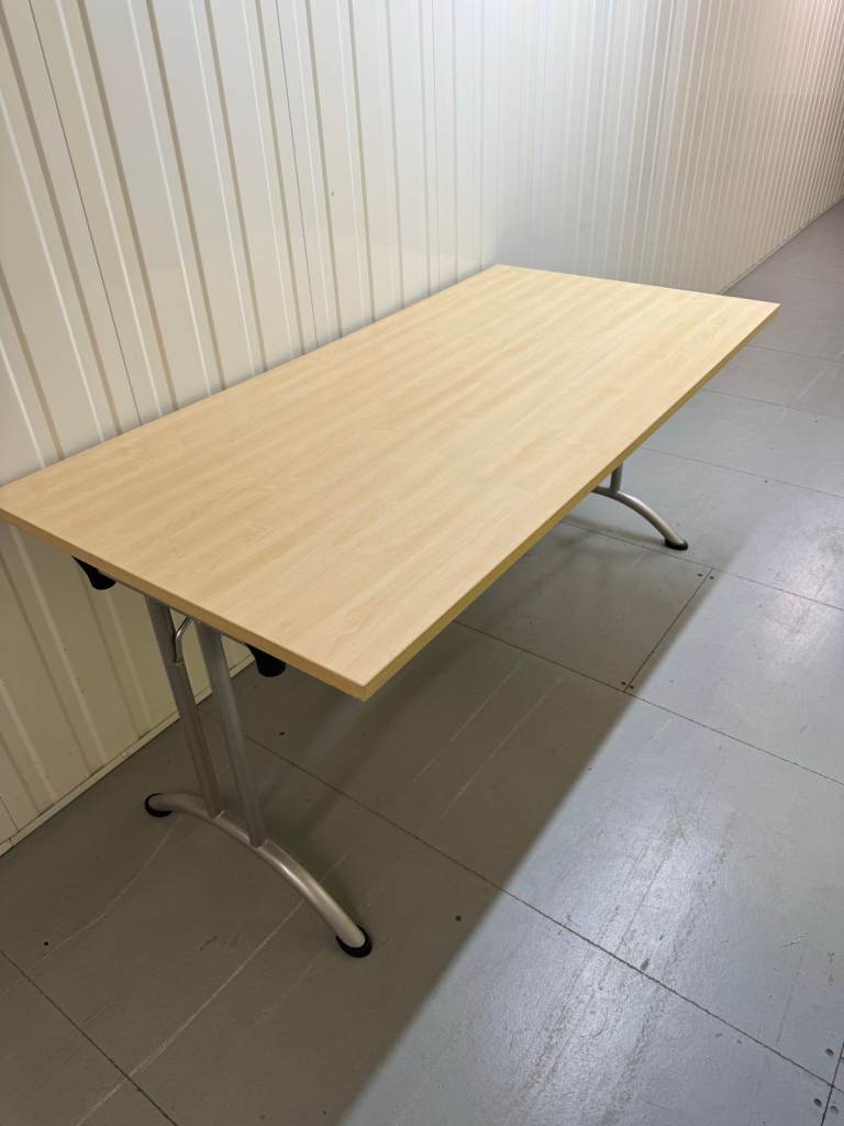 160cm Folding Office / Meeting Table - Light Wood Effect - 160 x 80cm