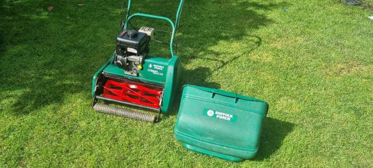 Suffolk Punch 17SK Petrol Cylinder Lawnmower – Kawasaki Engine