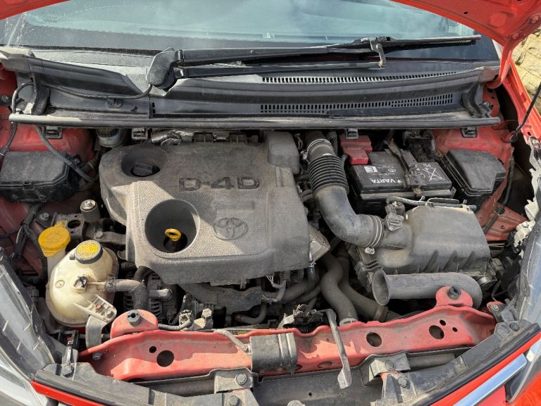 Toyota, YARIS, Hatchback, 2016, Manual, 1364 (cc), 5 doors