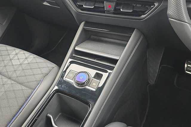 2025 Volkswagen Touran 1.5 eTSI R-Line 5dr DSG7 [7 Seat] + 20' YORK BLACK ALLOYS + BLACK STYLING ...