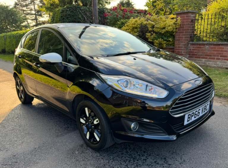 2016 (66) FORD FIESTA 1.0T ZETEC BLACK EDITION AUTUMN GENUINE 26,000 MILES! WOW!