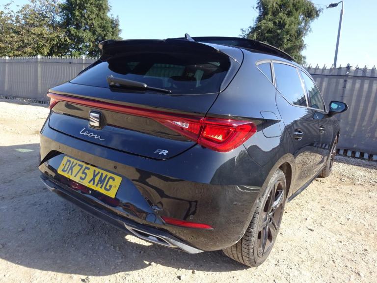 2025 75 REG SEAT LEON FR BLACK EDITION TSI DAMAGED REPAIRABLE SALVAGE