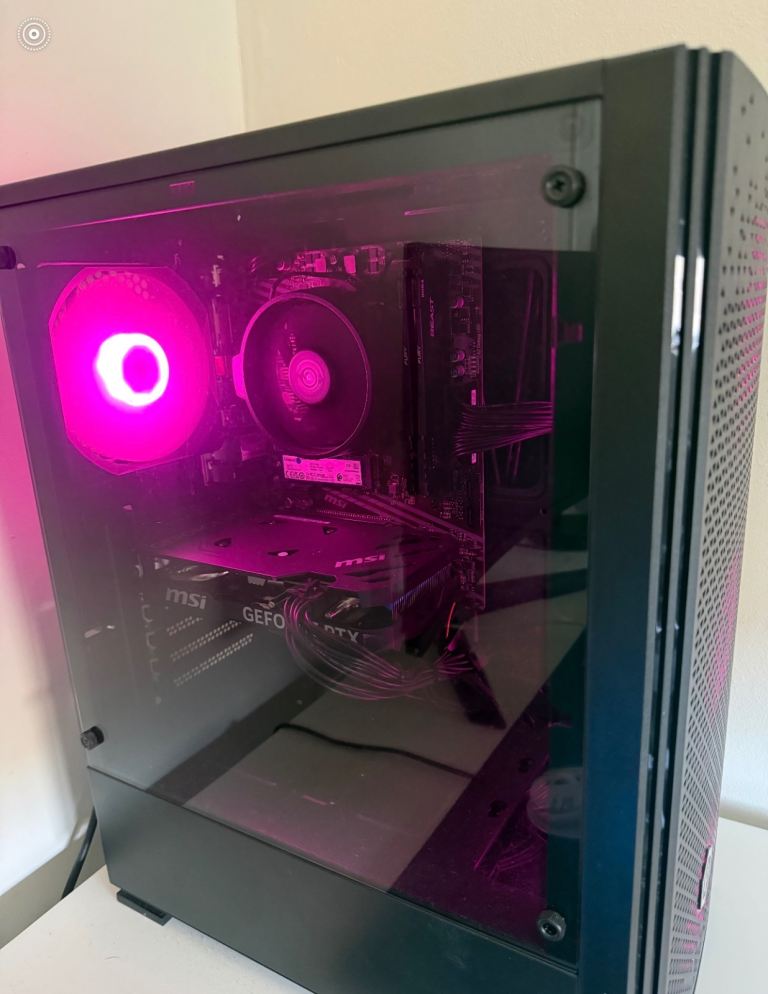 Gaming computer and accessories 