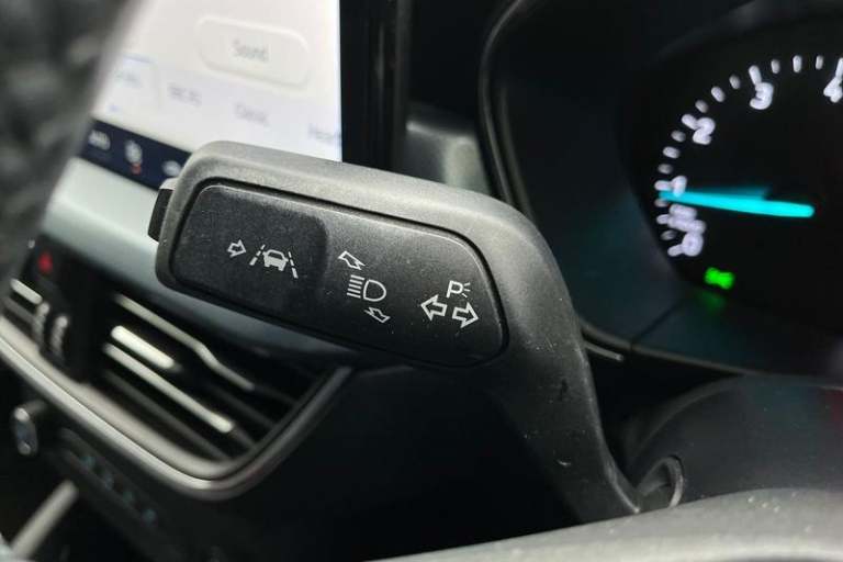 2022 Ford Focus 1.0 EcoBoost Active 5dr - 13.2 INCH DISPLAY, FRONT &amp; REAR SENSORS, CRUISE C H...