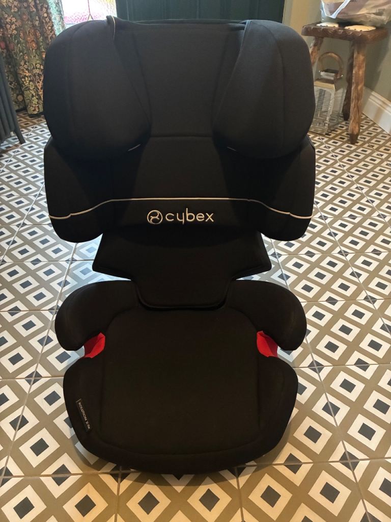 Cybex silver solution xfix 
