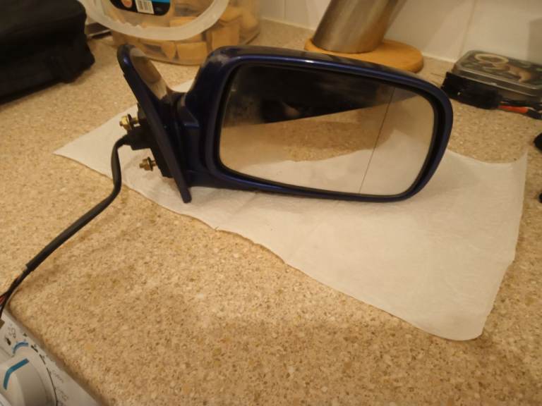*** FOR SALE *** Toyota Corolla E11 electric/heated driver's side wing mirror 