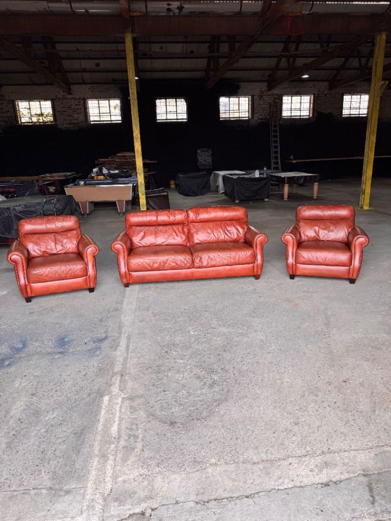 Antique Brown Analine leather 3-1-1 seater sofa 🛋️ Free Delivery 🚚 RRP £4000+