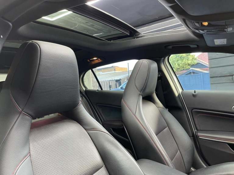 2017 Mercedes-Benz GLA 2.0 GLA250 AMG Line (Premium Plus) SUV 5dr Petrol 7G-DCT 4MATIC Euro 6 (s/...