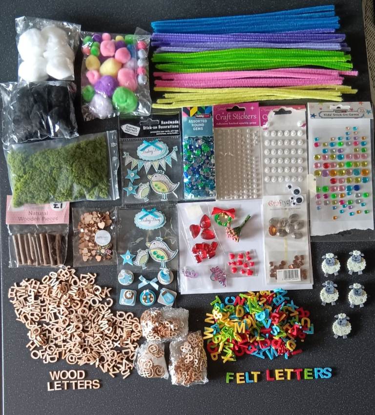 Crafting / art materials
