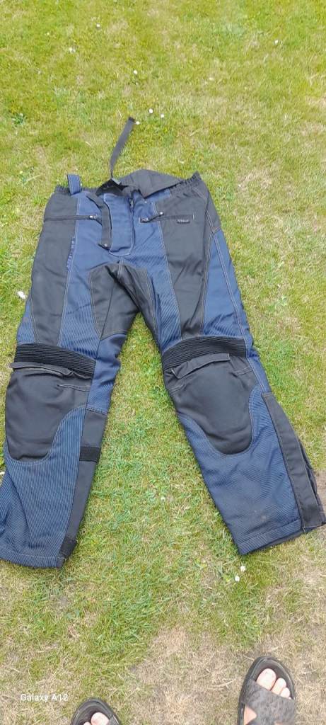 belstaff motorbike trowsers large