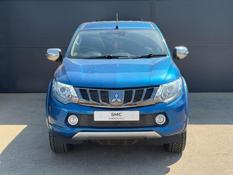 MITSUBISHI L200 2.4 DI-D DC Barbarian Auto 4WD Euro 6 4dr 2017
