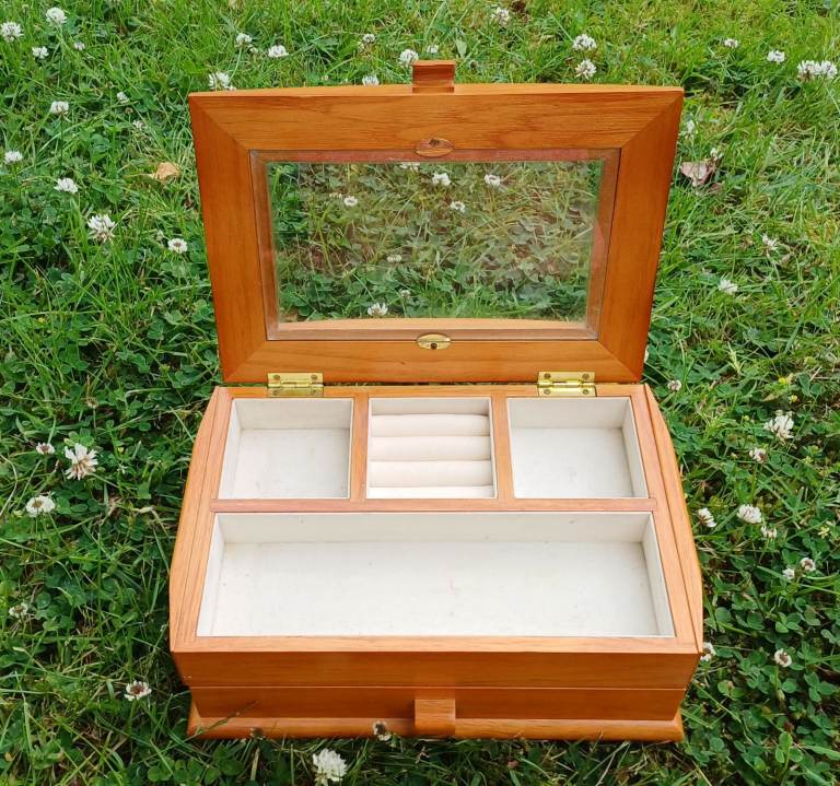 Wooden Jewellery Box/Glass Lid.