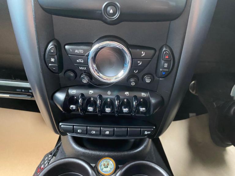 2011 MINI Cooper 1.6 COOPER S 5DR AUTO CROSSOVER SUV Petrol Automatic