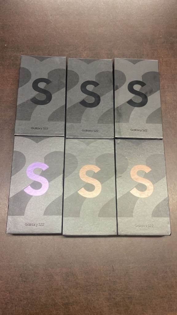 image for Samsung Galaxy S22 5g 128gb £185 unlocked with warranty