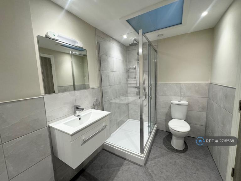 1 bedroom flat in London Street, Southport, PR9 (1 bed) (#2716588)