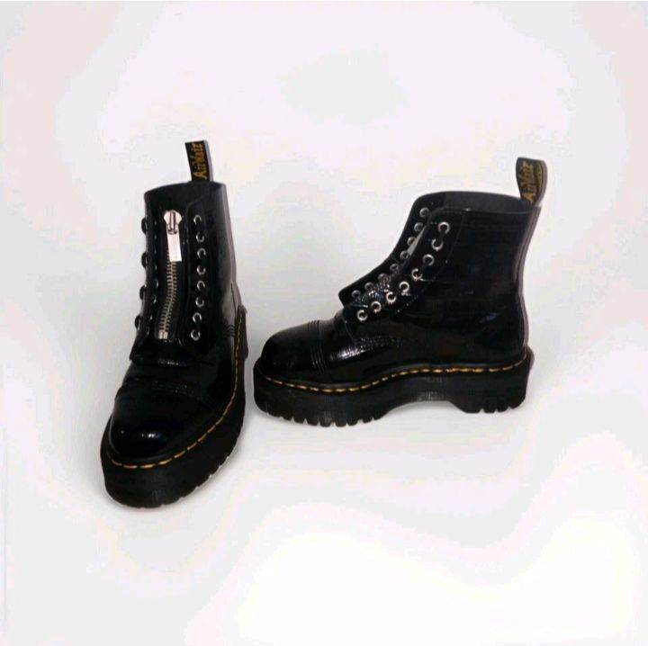 Doc Martens Sinclair Patent Croc Platform / Black / Size 5 - Dr Marten Boots VGC