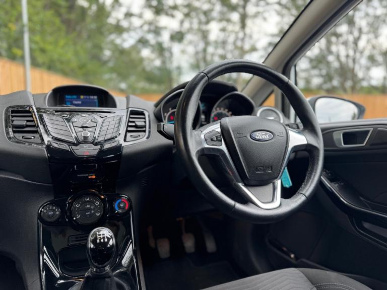 2016 Ford Fiesta 1.25 82 Zetec 5dr HATCHBACK Petrol Manual