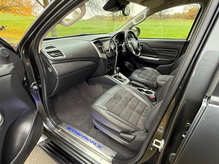 2020 Mitsubishi L200 Double Cab DI-D 150 Barbarian X 4WD Auto PICK UP Diesel Automatic