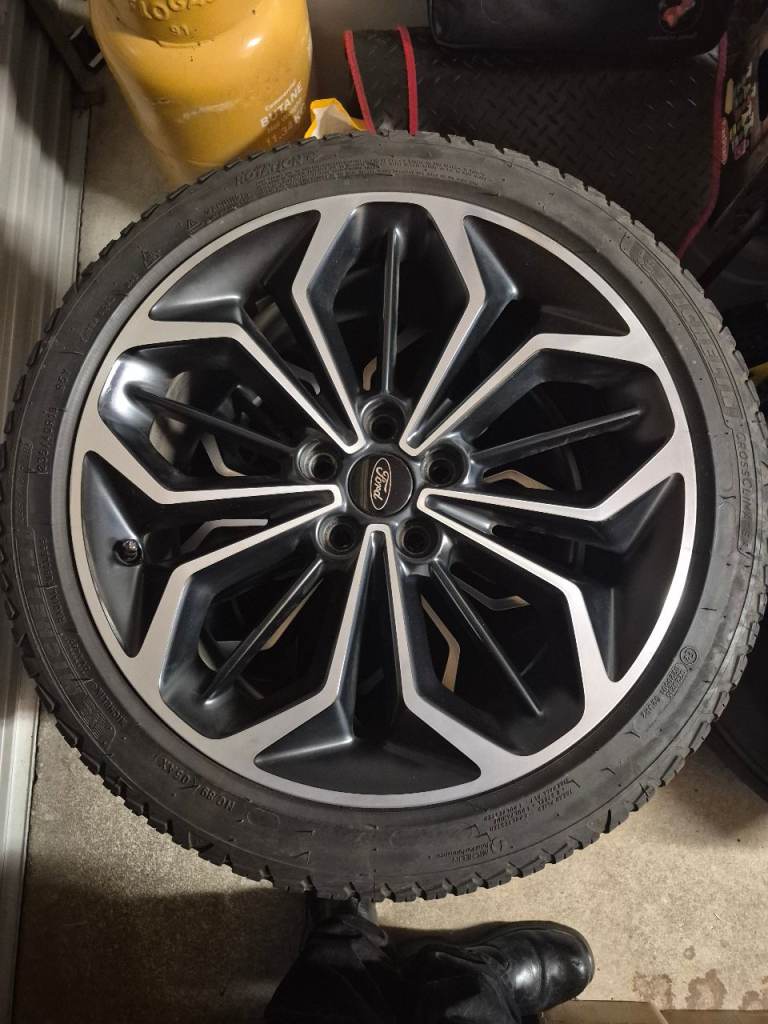 Ford Focus 2019 onwards 18 inch alloy for ST line X - GENUINE FORD