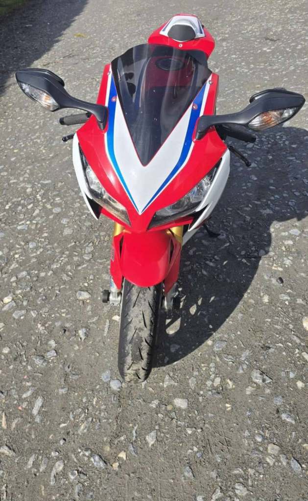 Honda CBR1000RR SP Fireblade 