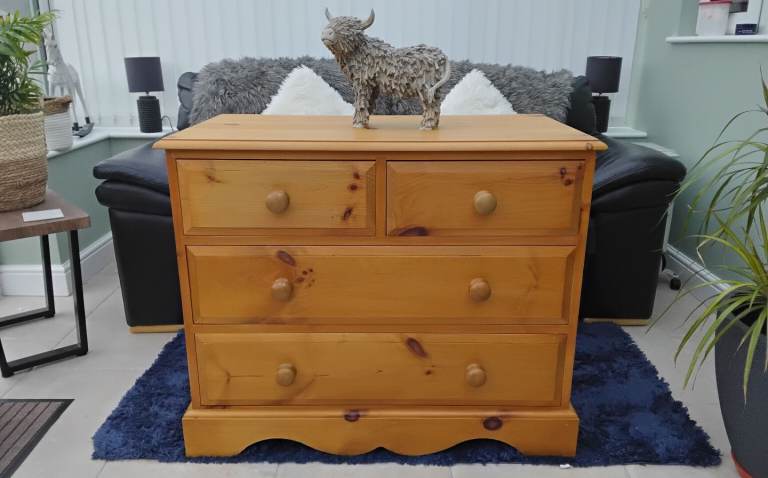 EXCEPTIONALY HIGH QUALITY PINE DRAWERS
