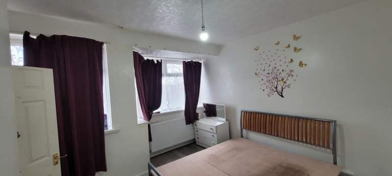 3 BEDROOM HOUSE DAGENHAM