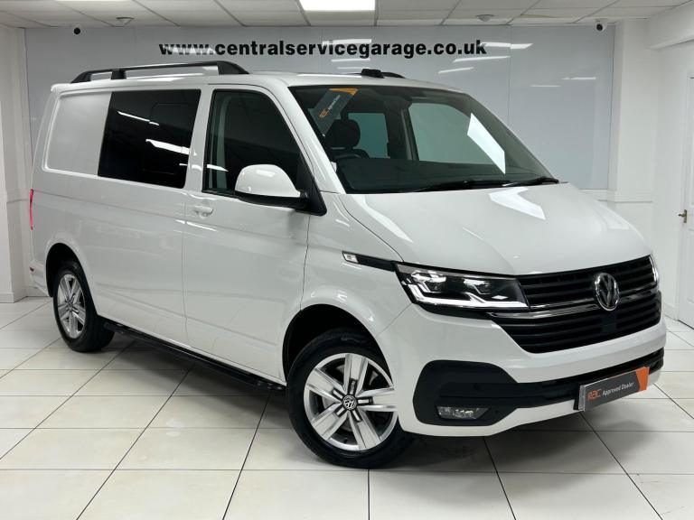 2024 Volkswagen Transporter 2.0 TDI T32 Highline Kombi DSG FWD SWB Euro 6 (s/s) 5dr WINDOW VAN Di...