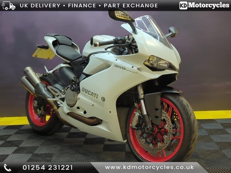 Ducati 959 Panigale 2017 67 Plate Low Miles Stunning Condition