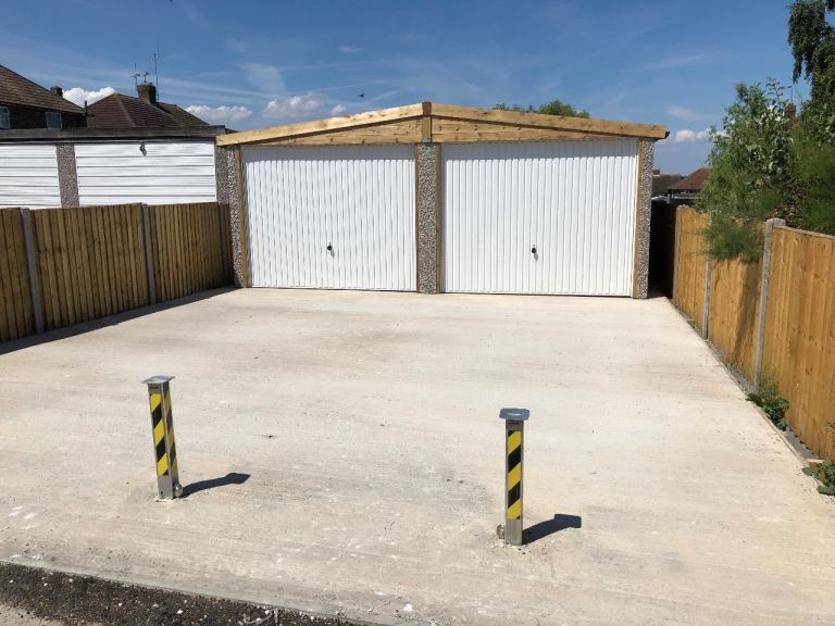 Double garage with parking for 2 cars to rent in Whitstable