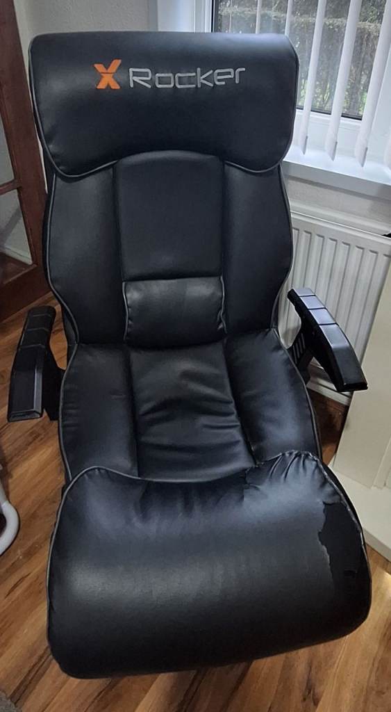 Gaming chair  X Rocker, reduced it no offer please 