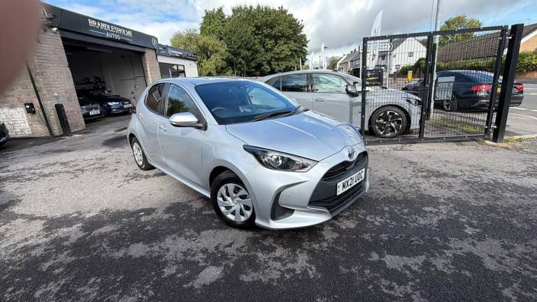 2021 Toyota Yaris 1.5Hybrid Hatchback Hatchback Hybrid Electric Manual