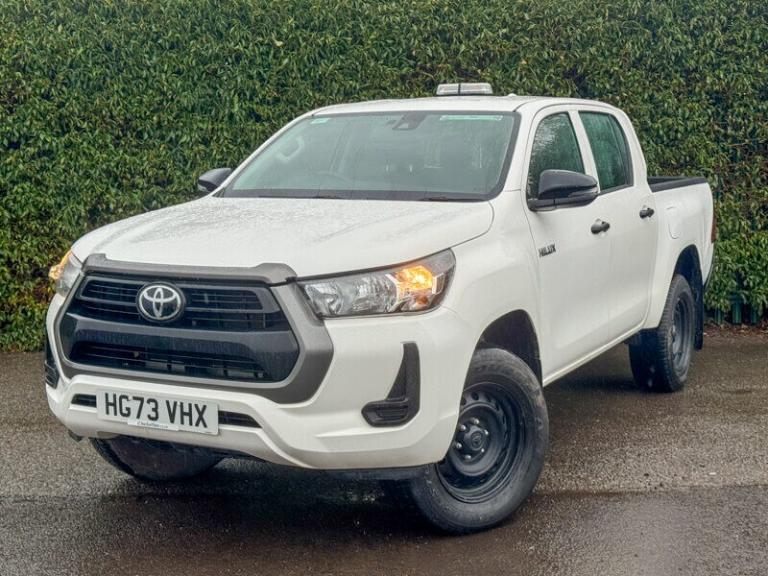 2024 Toyota Hilux Active | 2.4 LT | Double Cab | Tow Bar | Camera | Air Con | Euro 6 Pickup Diese...