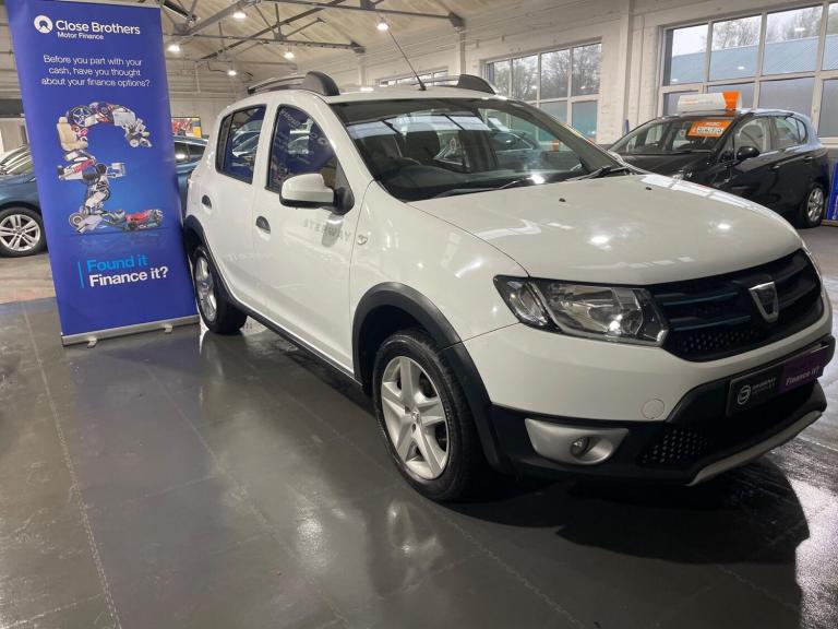 2016 Dacia Sandero Stepway 1.5 dCi Laureate Euro 6 (s/s) 5dr HATCHBACK Diesel Manual