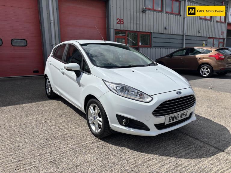 2016 Ford Fiesta 1.25 Zetec Hatchback 5dr Petrol Manual Euro 6 (82 ps) Hatchback Petrol Manual