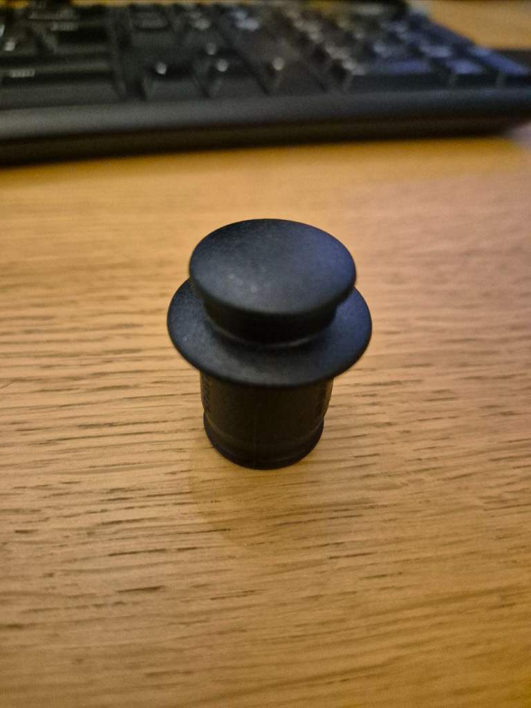 Genuine BMW cigarette lighter power outlet cover cap - excellent condition