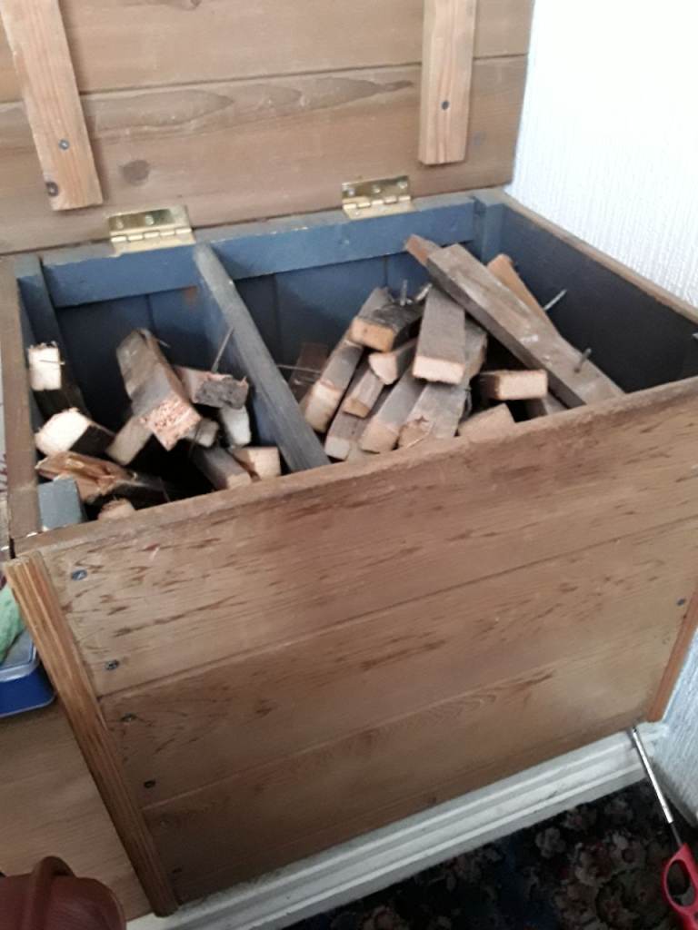 Wanted clean bits of wood thanks 