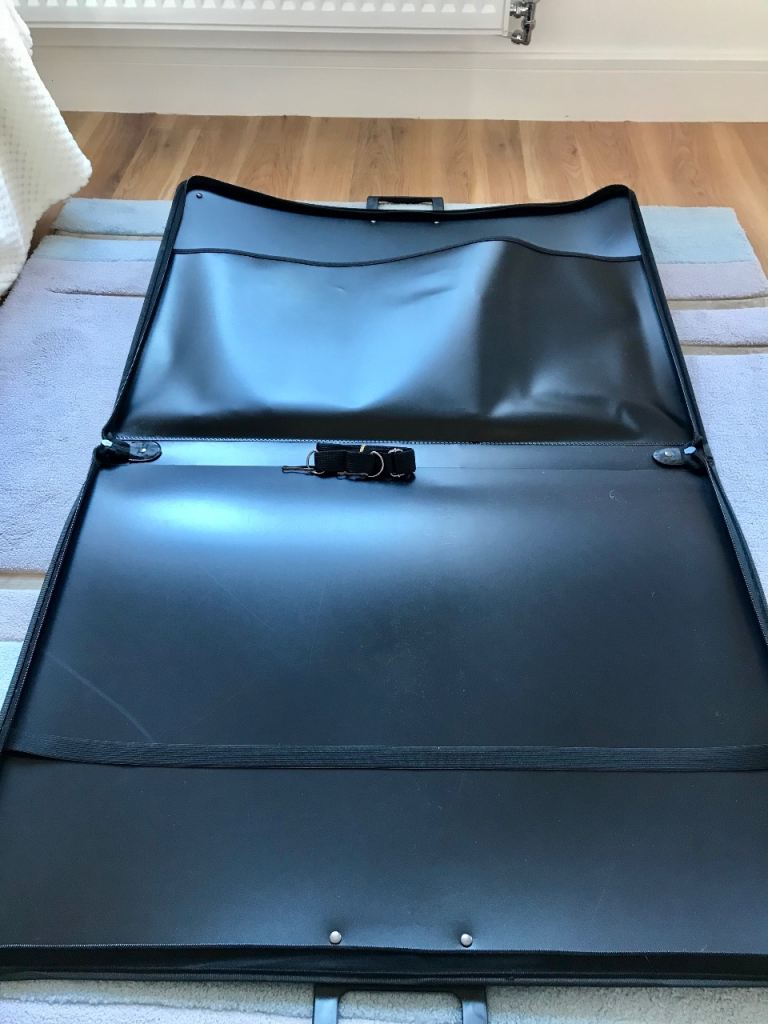 A1 ART PORTFOLIO CASE IN EXCELLENT AS GOOD AS NEW CONDITION