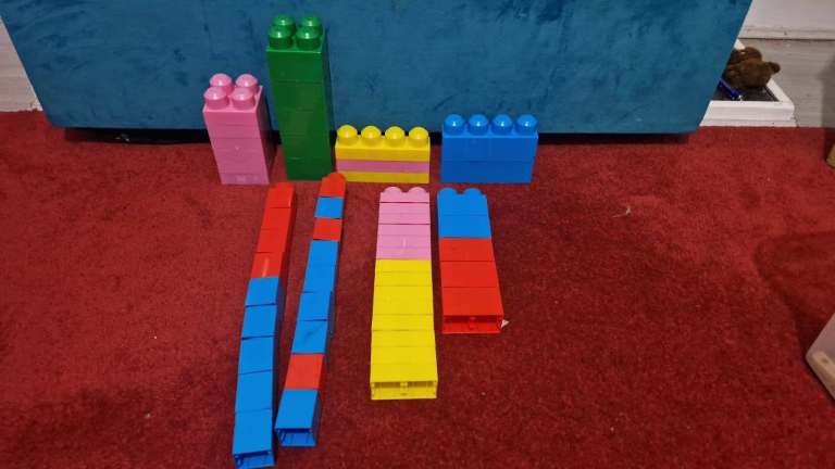 plastic building blocks compatible with megablocks
