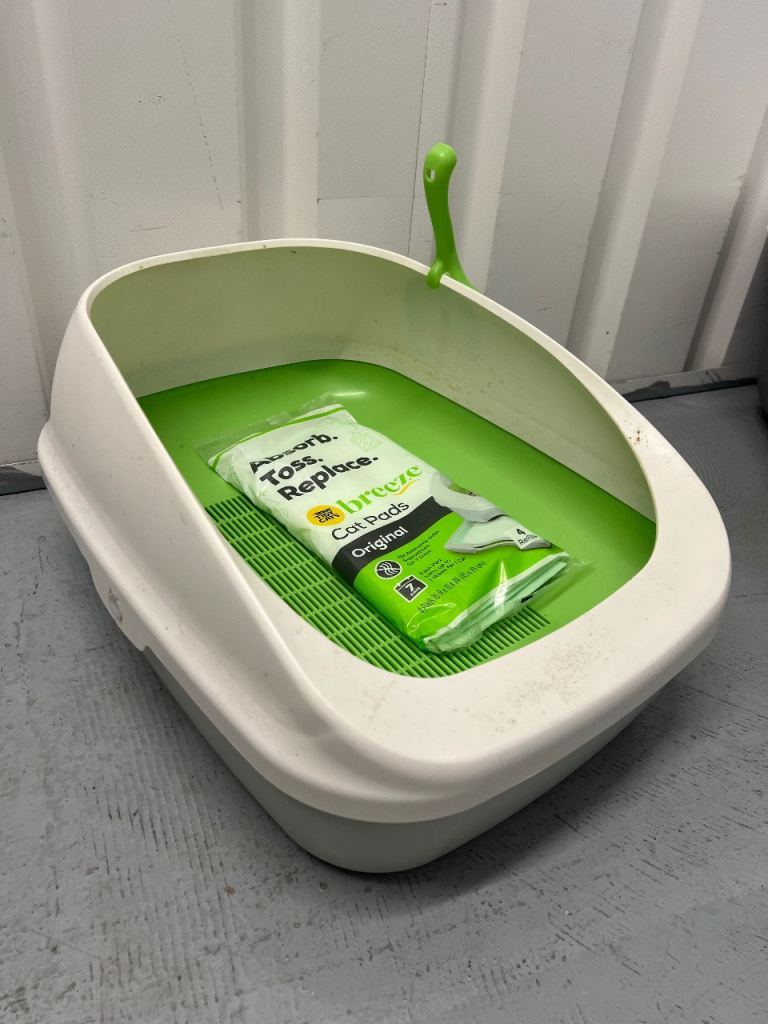Purina Tidy Cats Breeze Cat Litter System with Scoop – Good Condition
