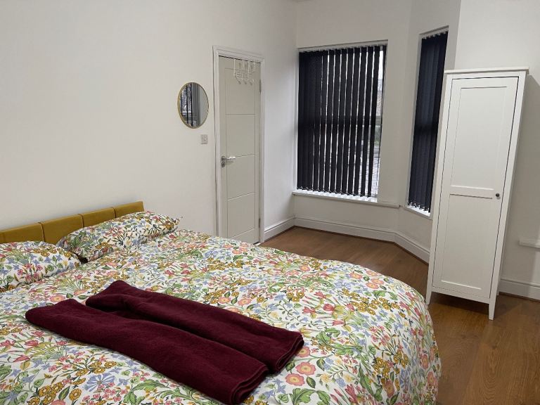 All bills inclusive Ensuite rooms to let / short term 