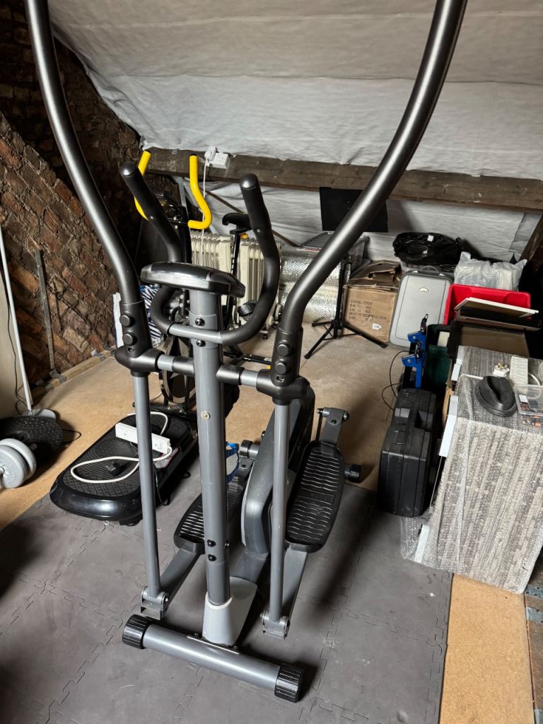 Roger Black cross trainer
