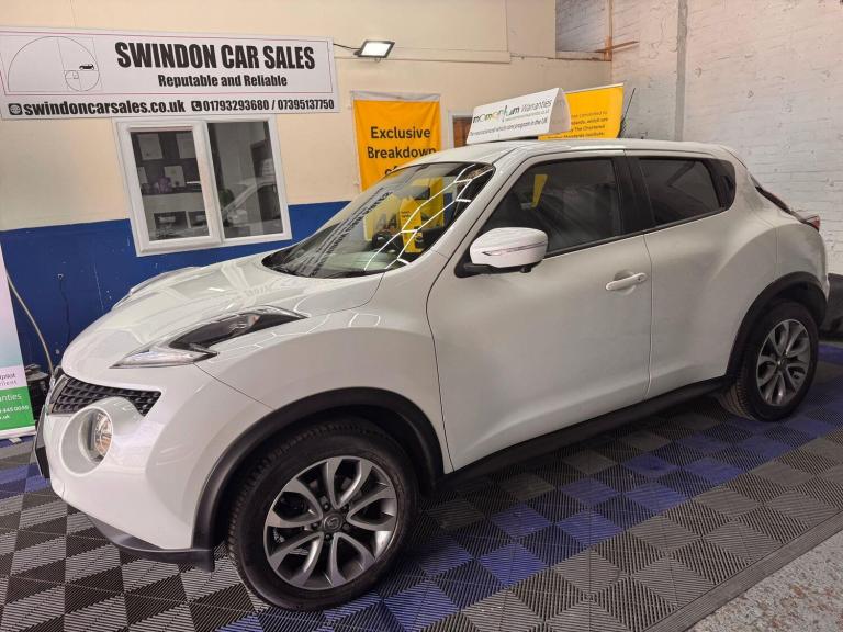 2014 Nissan Juke 1.6 Tekna XTRON Euro 5 5dr HATCHBACK Petrol Automatic