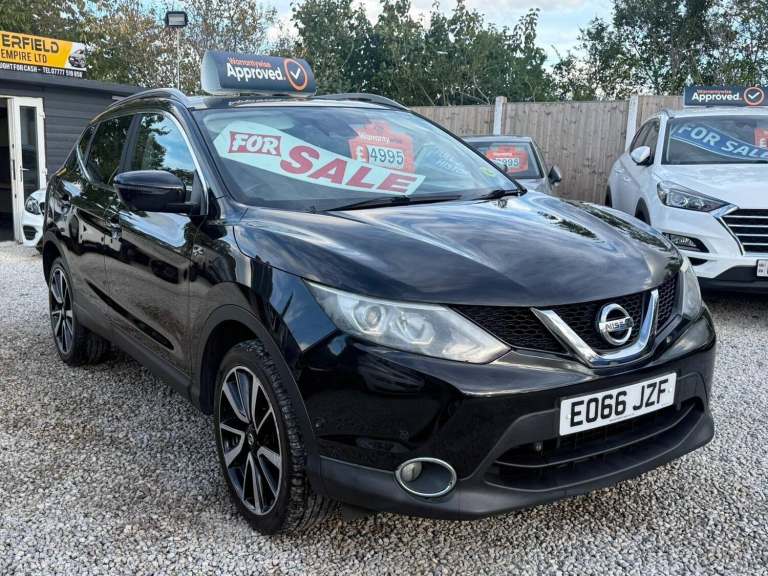 2016 Nissan Qashqai 1.5 dCi Tekna 5dr HATCHBACK DIESEL Manual