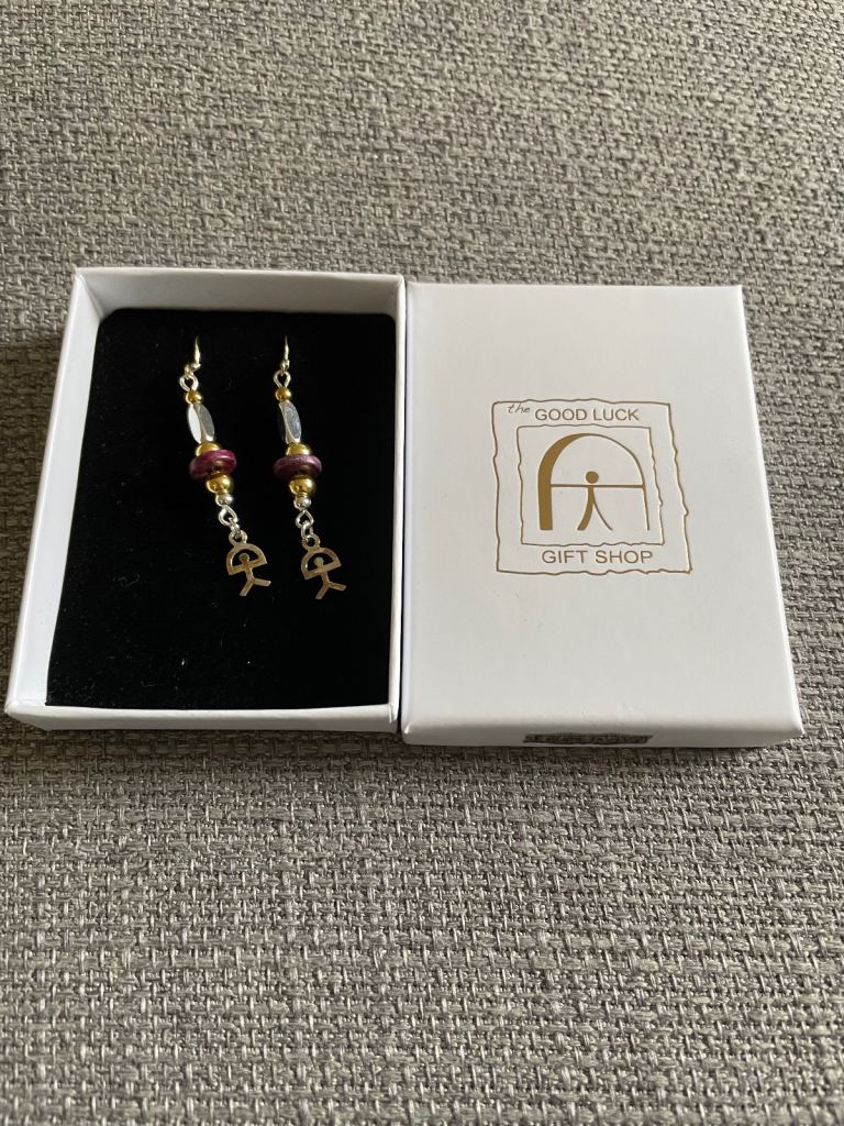 Brand new unused 925 dangling earrings 